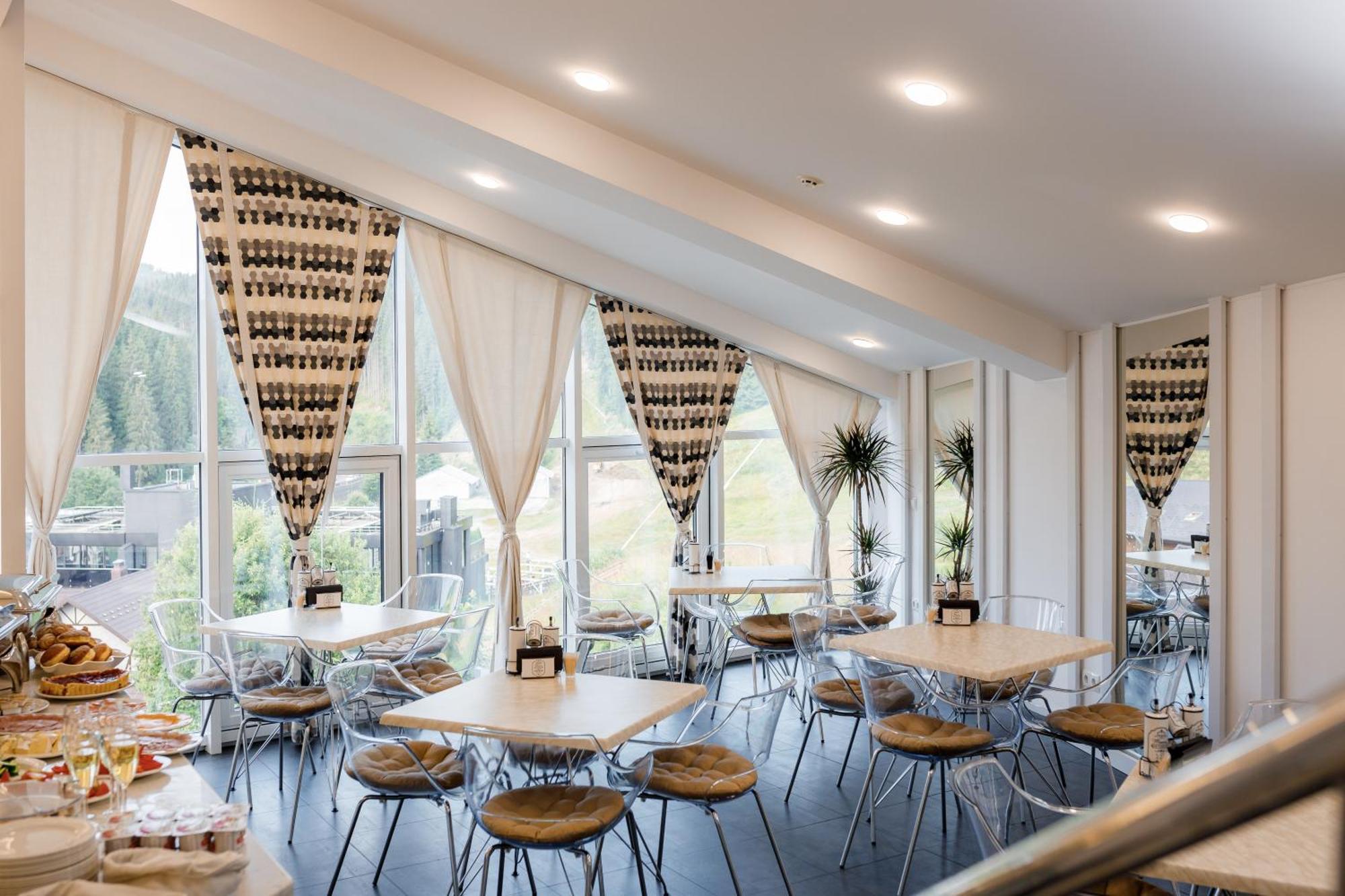 Chevalier Hotel & Spa Буковел Екстериор снимка