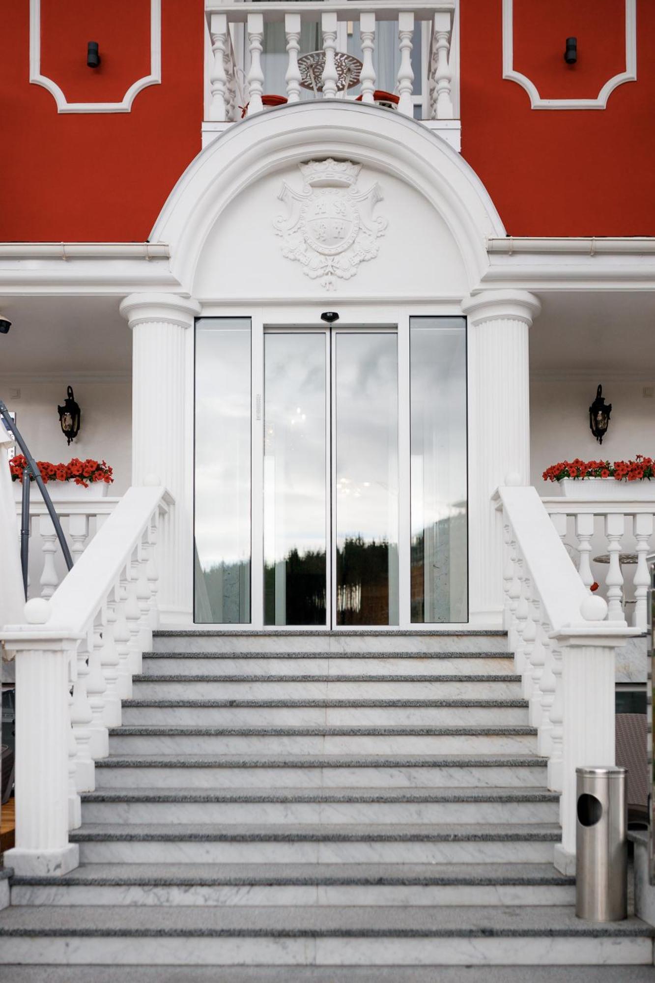 Chevalier Hotel & Spa Буковел Екстериор снимка