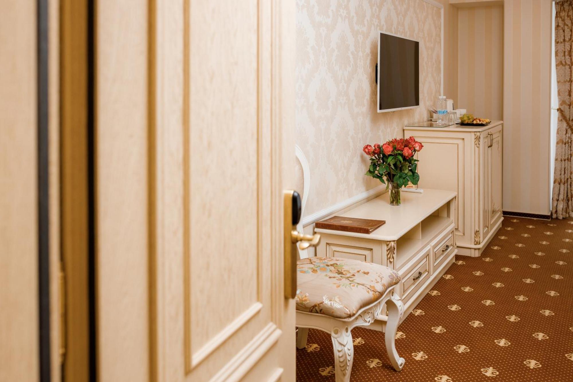 Chevalier Hotel & Spa Буковел Екстериор снимка
