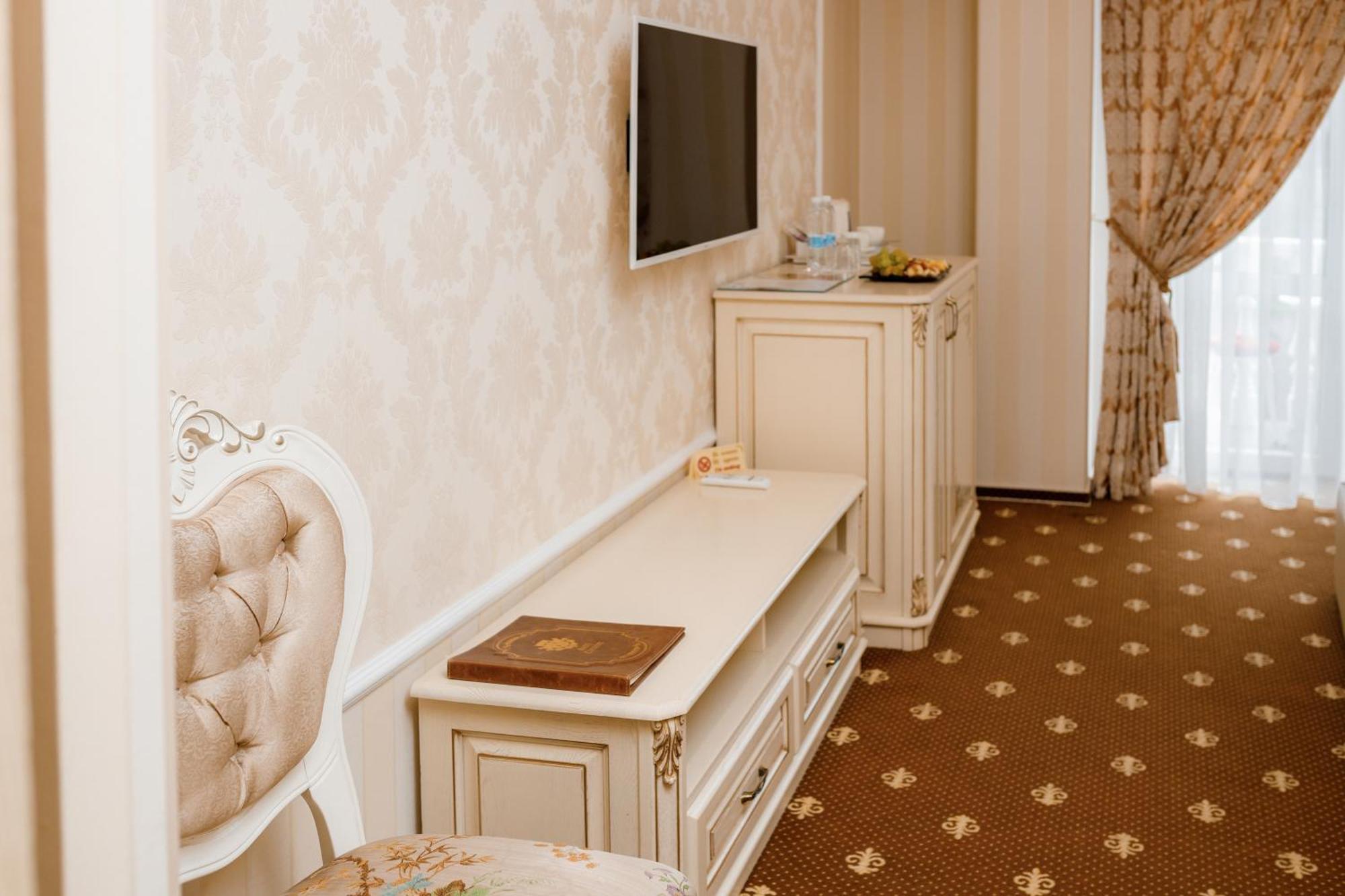 Chevalier Hotel & Spa Буковел Екстериор снимка