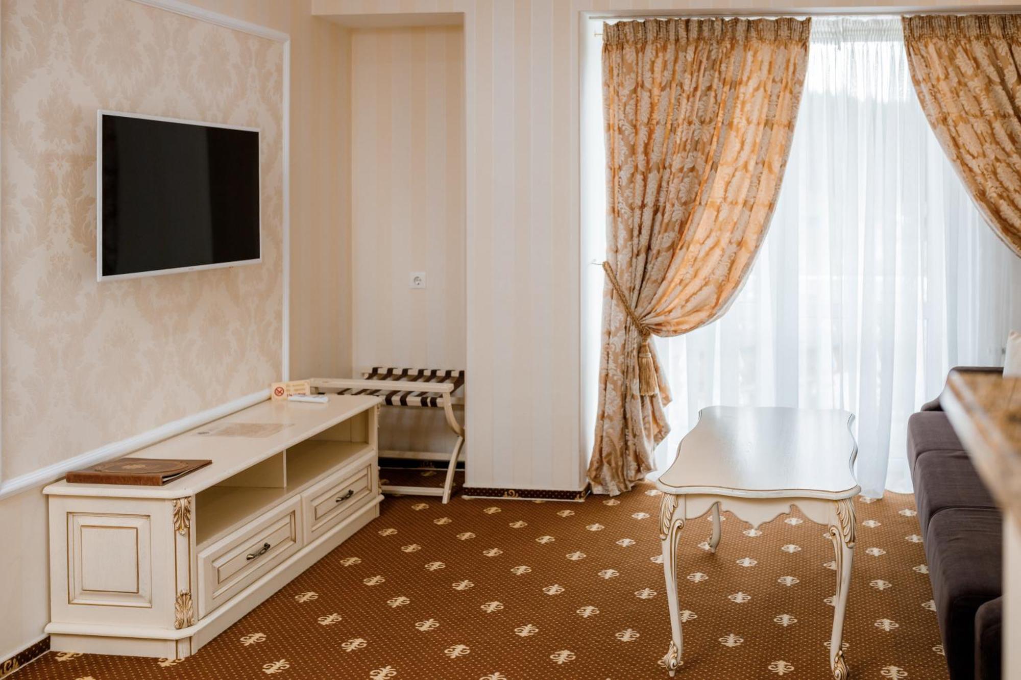 Chevalier Hotel & Spa Буковел Екстериор снимка