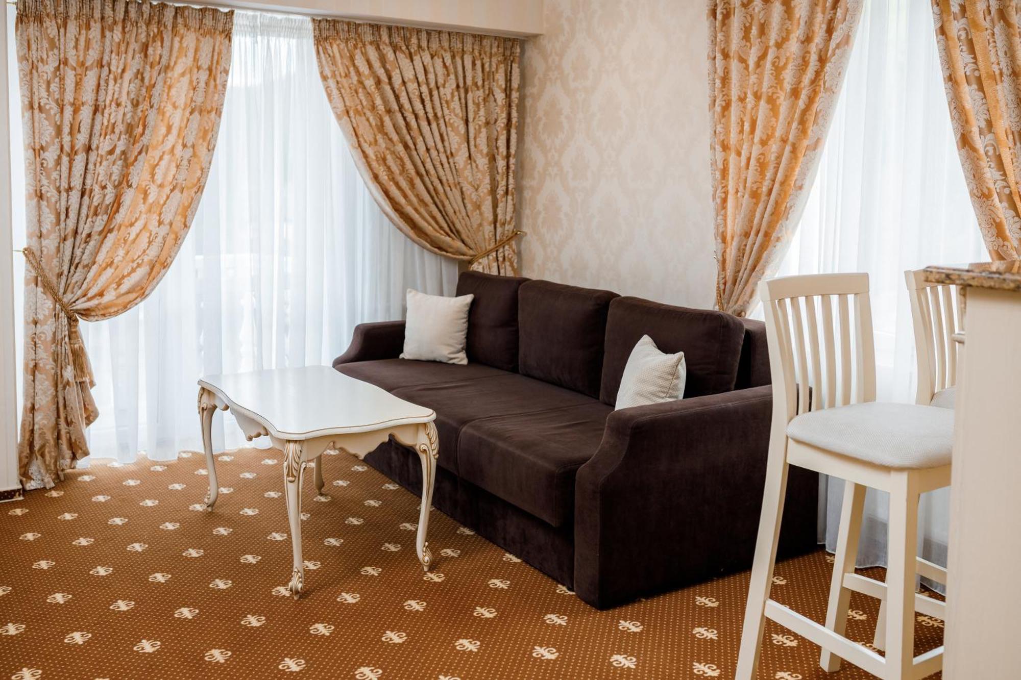 Chevalier Hotel & Spa Буковел Екстериор снимка