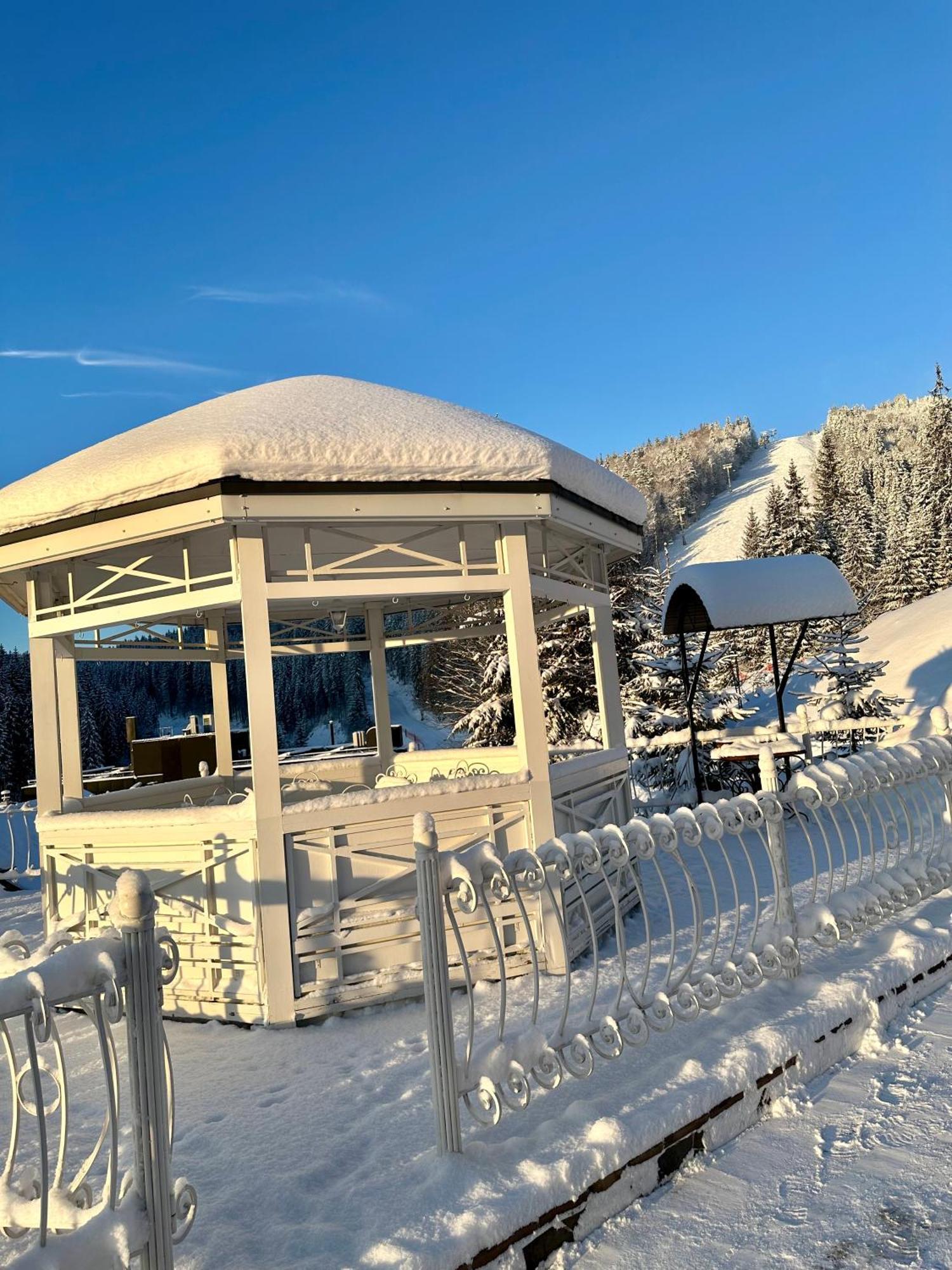 Chevalier Hotel & Spa Буковел Екстериор снимка